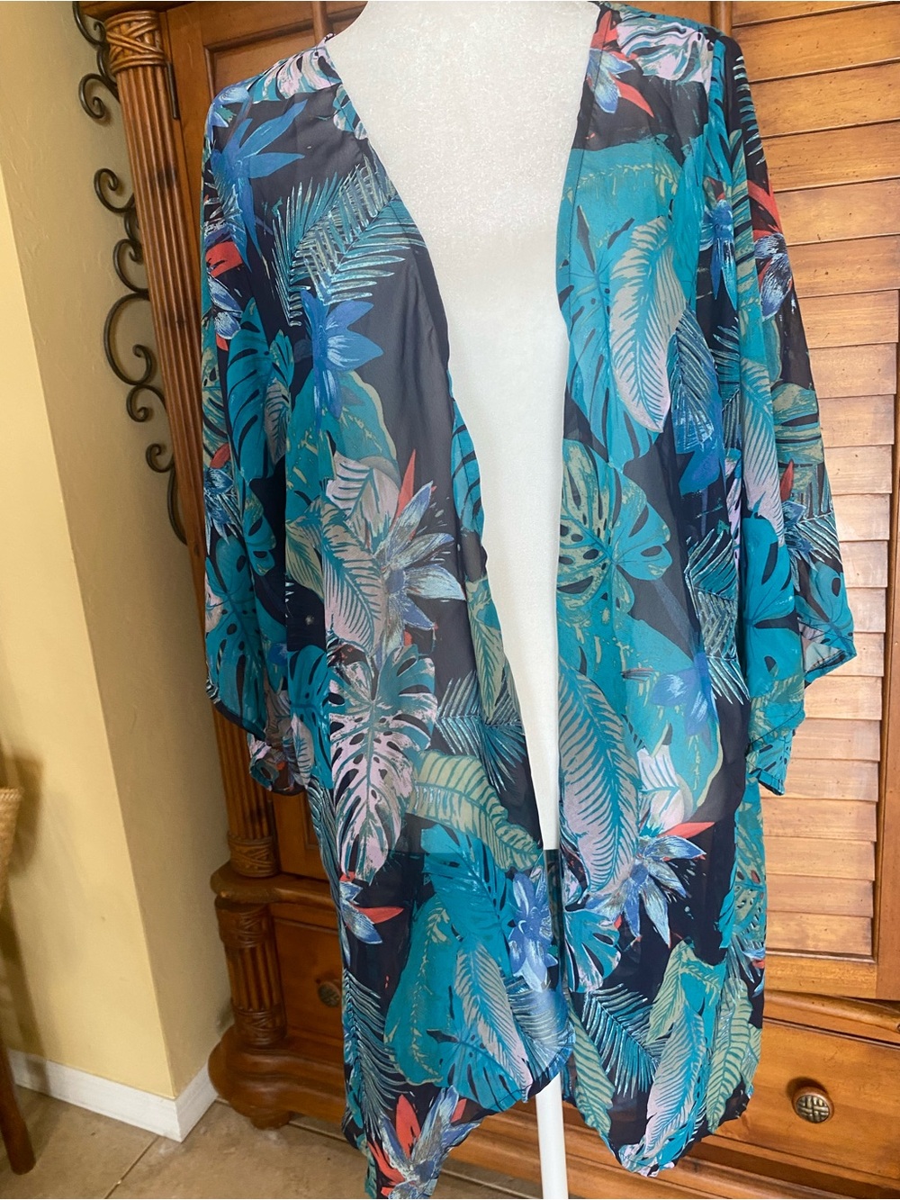 Mudd Sheer Tropical Leaf Kimono Jacket in Teal and Black